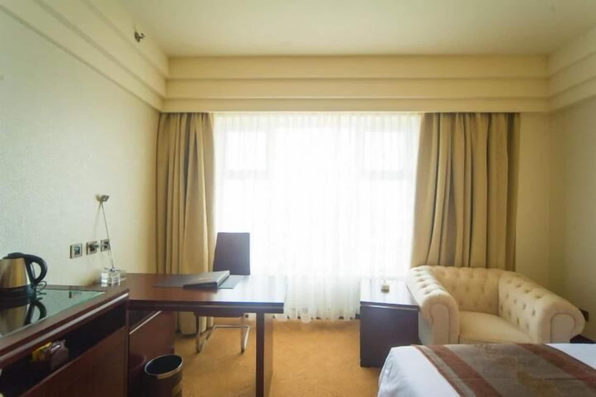 Ramada Chengdu North Hotell Eksteriør bilde