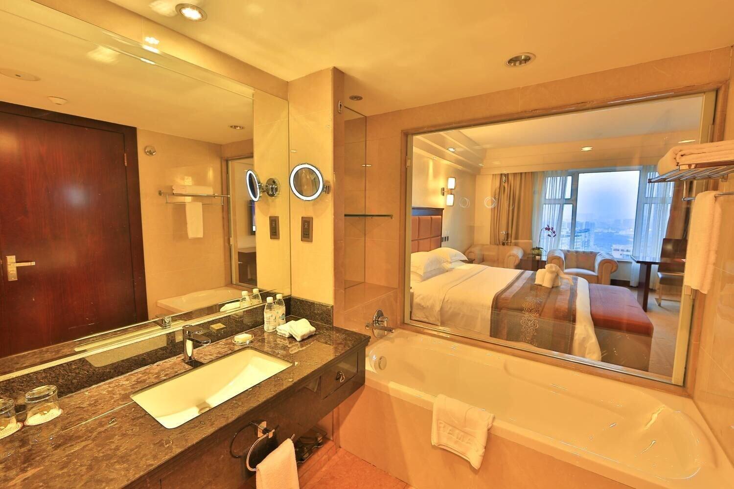 Ramada Chengdu North Hotell Eksteriør bilde