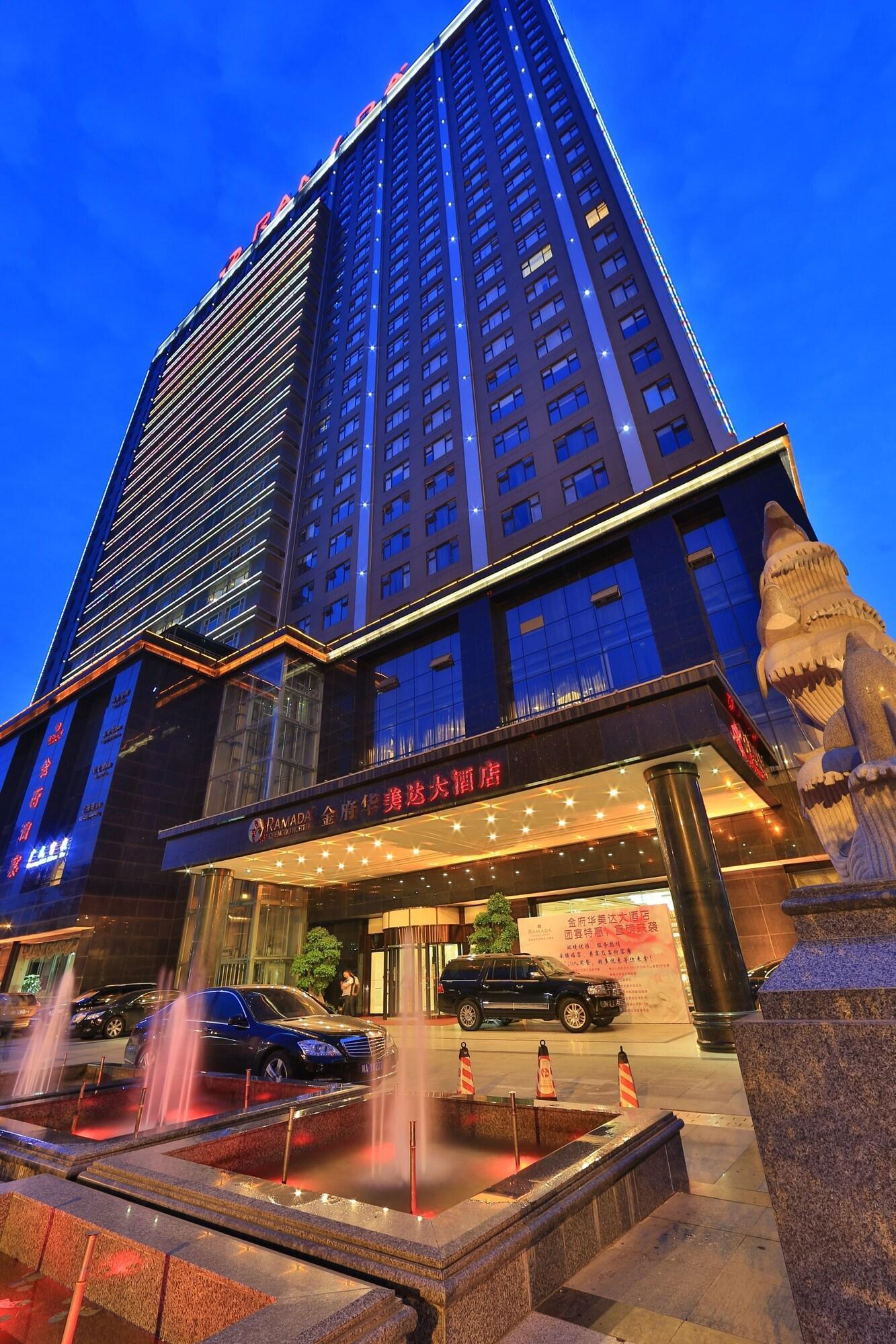 Ramada Chengdu North Hotell Eksteriør bilde